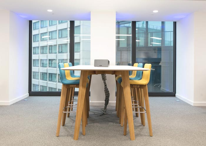 IT公司辦公室小型會議室裝修設計案例效果圖