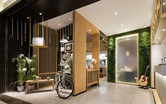 串串香小吃店進門區(qū)裝修設(shè)計效果圖