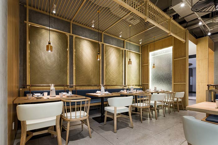 串串香小吃店屋檐餐區(qū)裝修設(shè)計效果圖