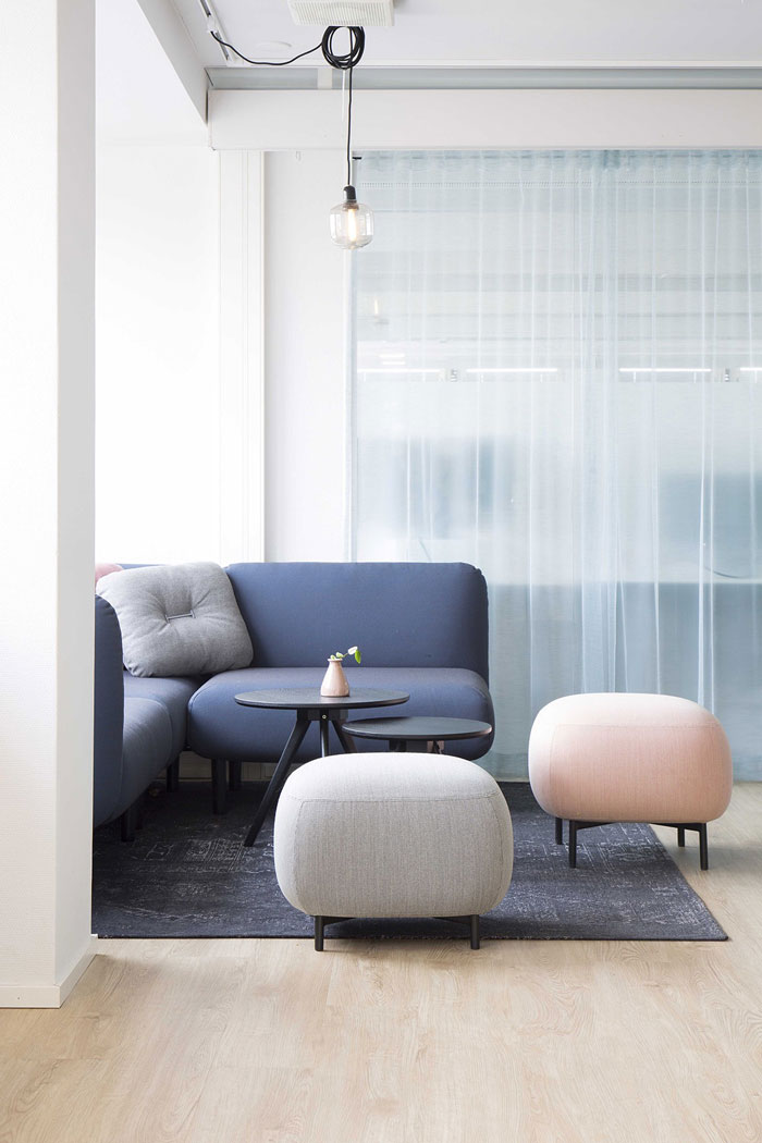 軟件公司辦公室休息區(qū)裝修設計效果圖