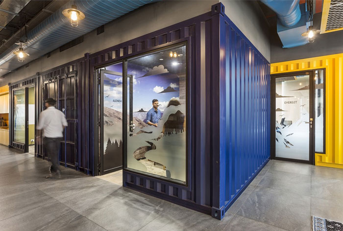 旅游公司辦公室過道裝修設(shè)計(jì)效果圖