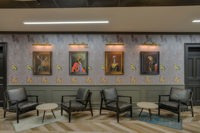 旅游服務公司辦公室交流區(qū)裝修設計效果圖