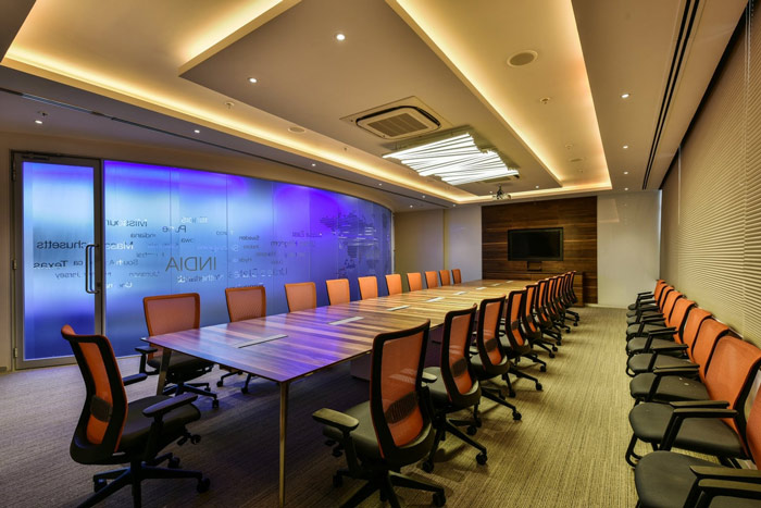 廠房辦公樓大會議室裝修設計效果圖