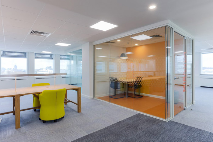 小額貸款公司接待區裝修設計效果圖