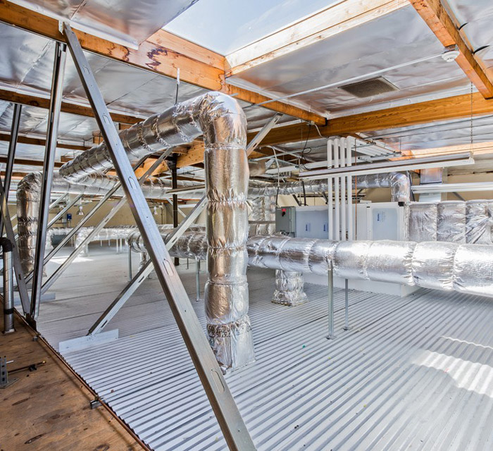 潔凈廠房頂部管道裝修設計效果圖